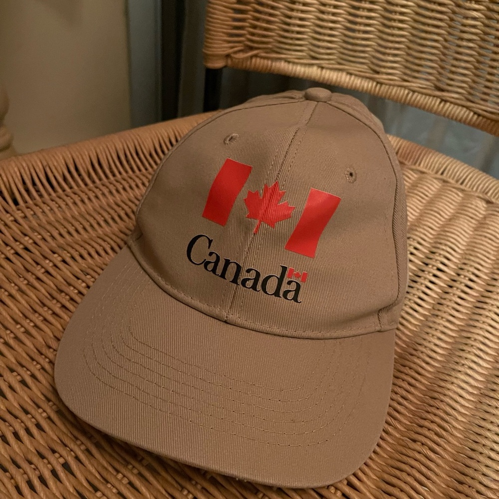 Canada Tan Baseball Cap Canadian Government Federal Logo